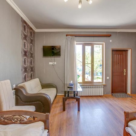 Armenia Guesthouse Діліжан Екстер'єр фото